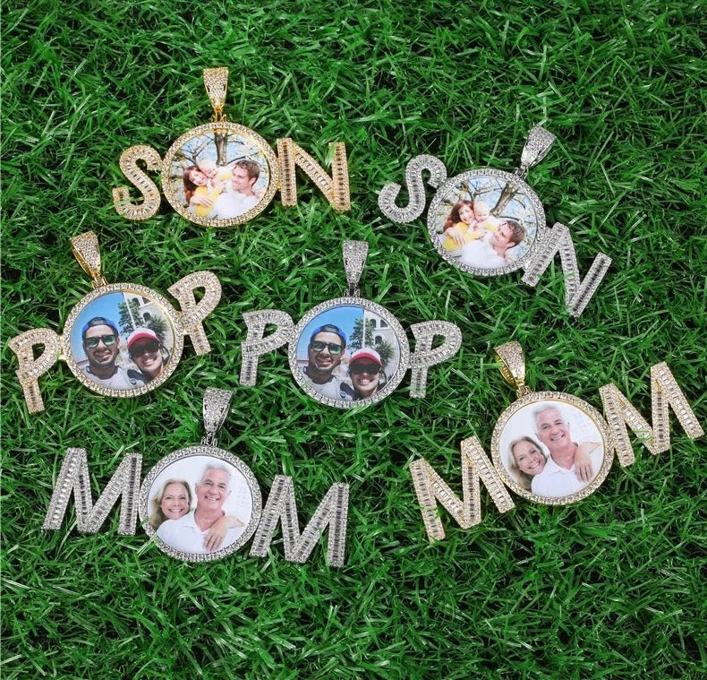 POP photo pendant